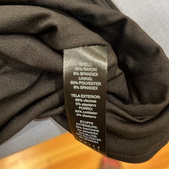 WHBM scoop neck top - Picture 6 of 6